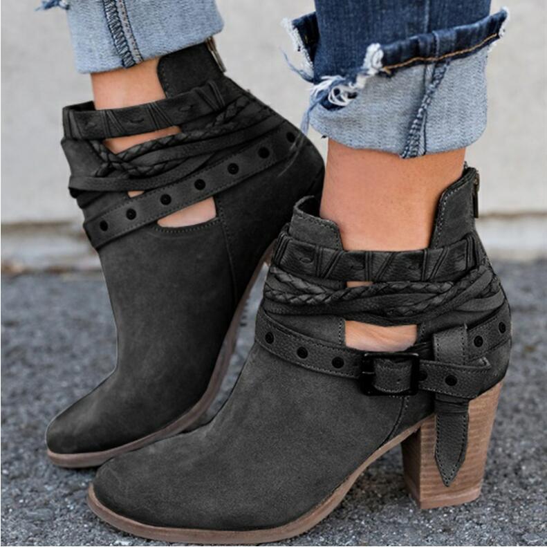 Frauen Winterstiefel mit Gürtelschnalle und rundem Kopf