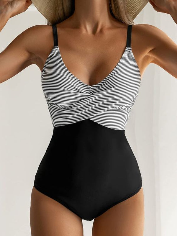 Bademode Damen Badeanzug mit Streifenoptik und Wickeldesign