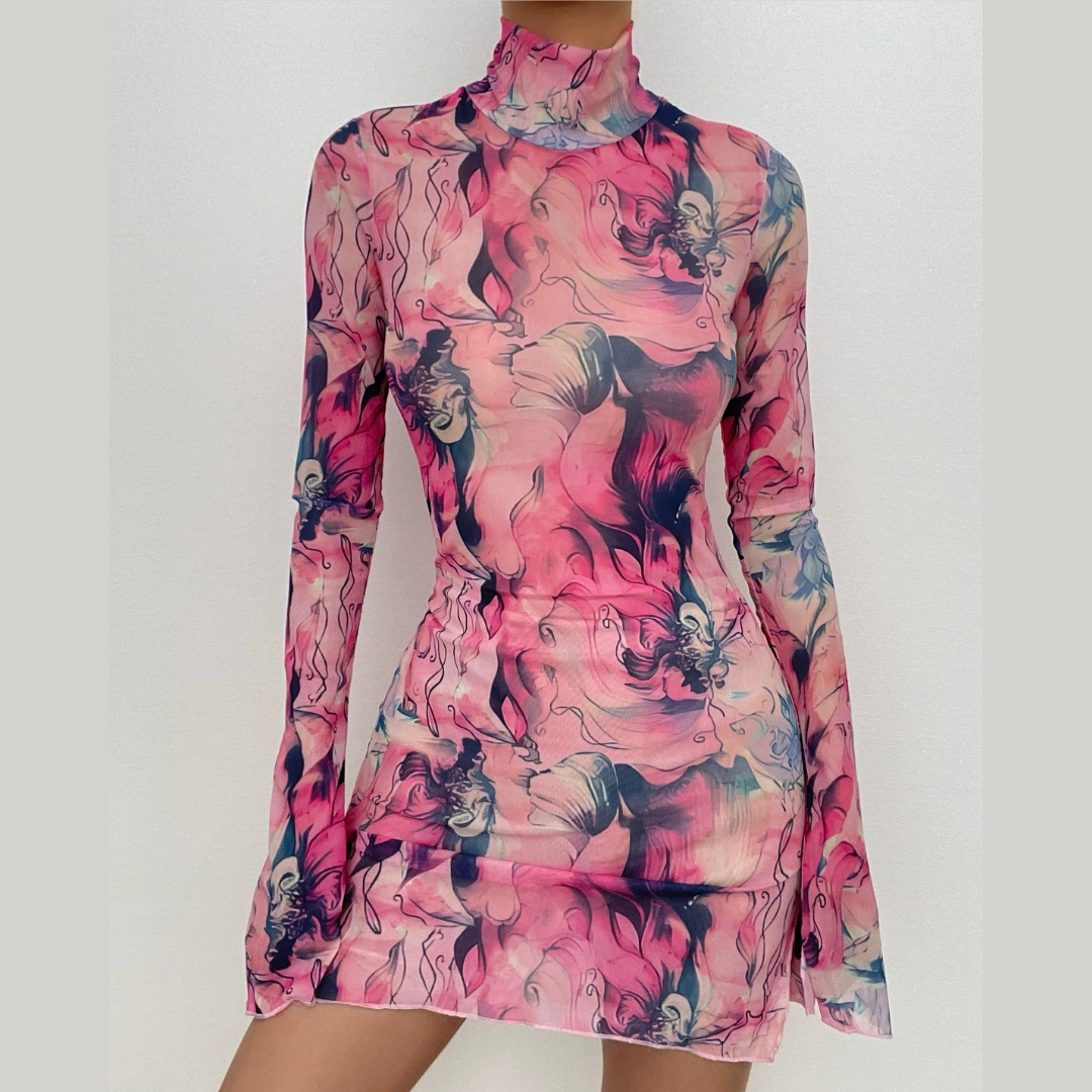 Elegantes Netzstoffkleid mit Rollkragen und Schlitz