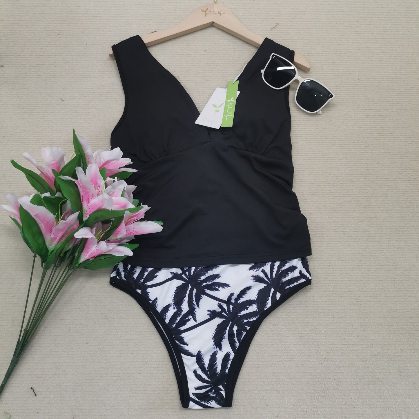 Bademode Set Damen mit V-Ausschnitt Top und Palmenprint Slip