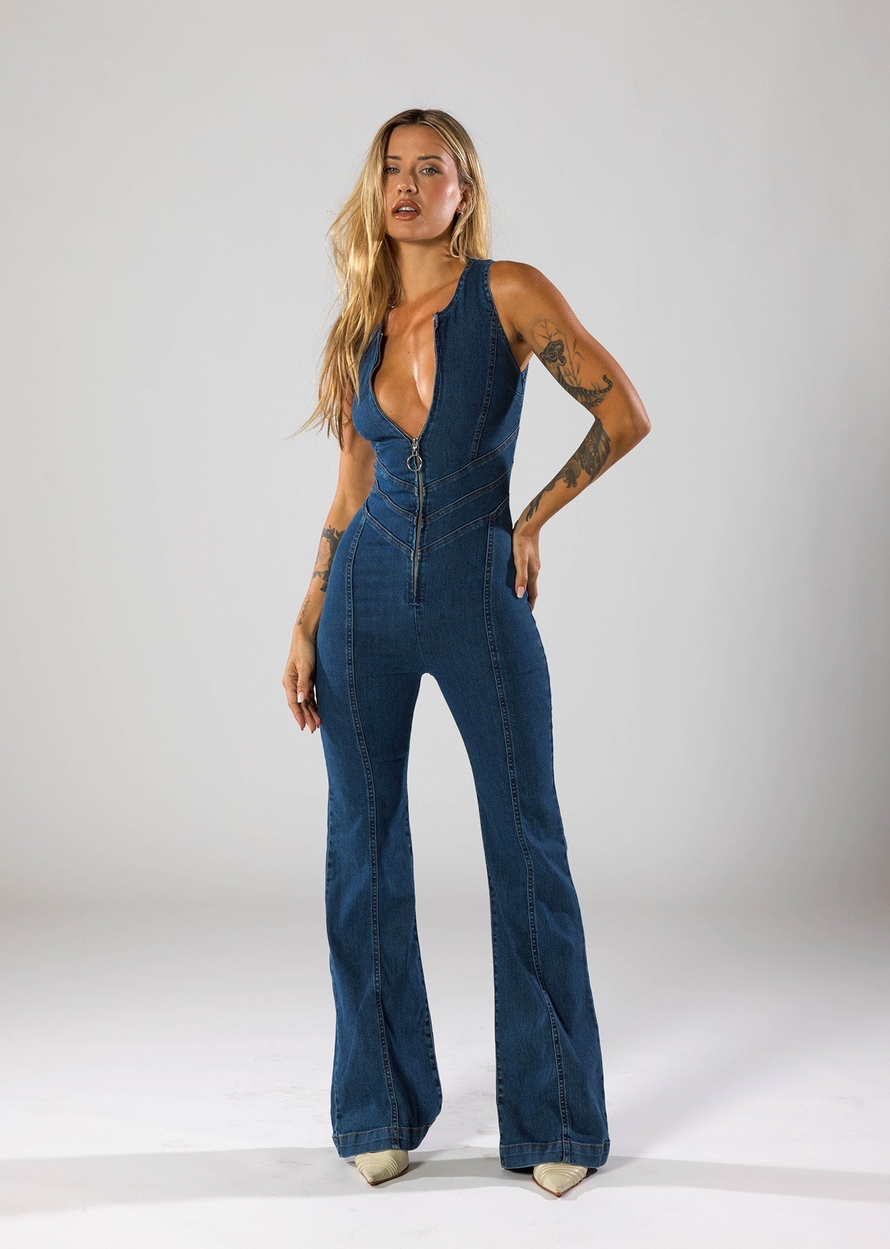 Jumpsuit aus hochwertigem Denim für moderne und stilvolle Frauen