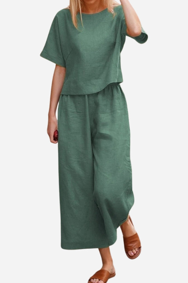 Zweiteiliges Set für Damen in modernem und lässigem Stil