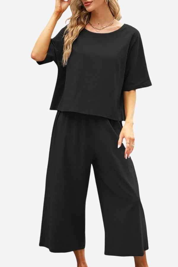 Zweiteiliges Set für Damen in modernem und lässigem Stil