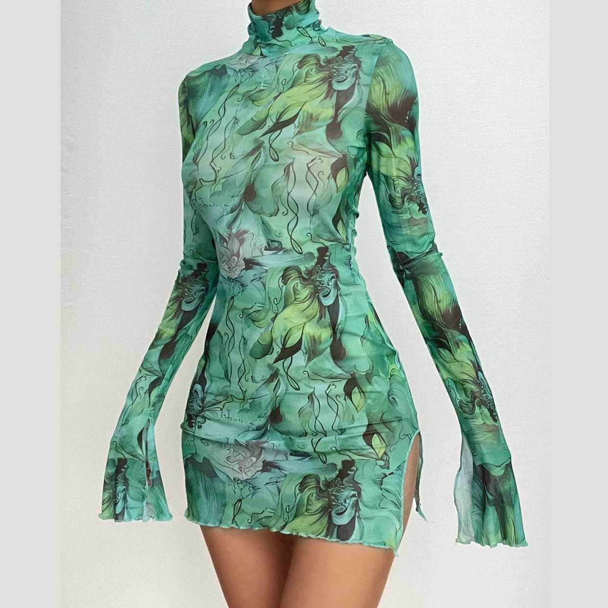 Elegantes Netzstoffkleid mit Rollkragen und Schlitz fur hochzeit