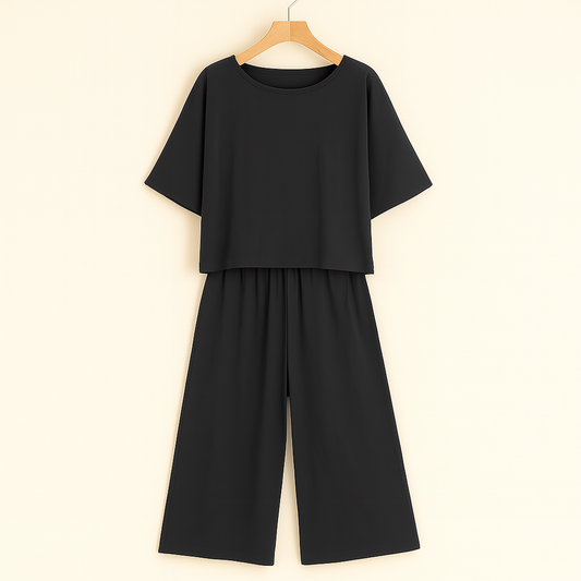 Zweiteiliges Set für Damen in modernem und lässigem Stil