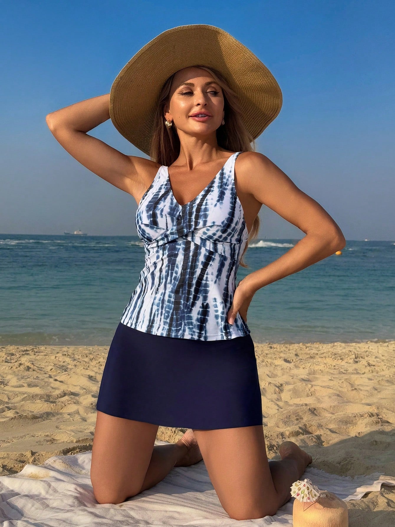Bademode Set Damen zweiteilig mit Rock und gestreiftem Top