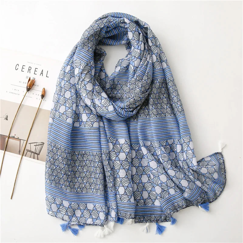 Frauen Schal mit Polka-Dots & Blumenmuster für kalte Tage