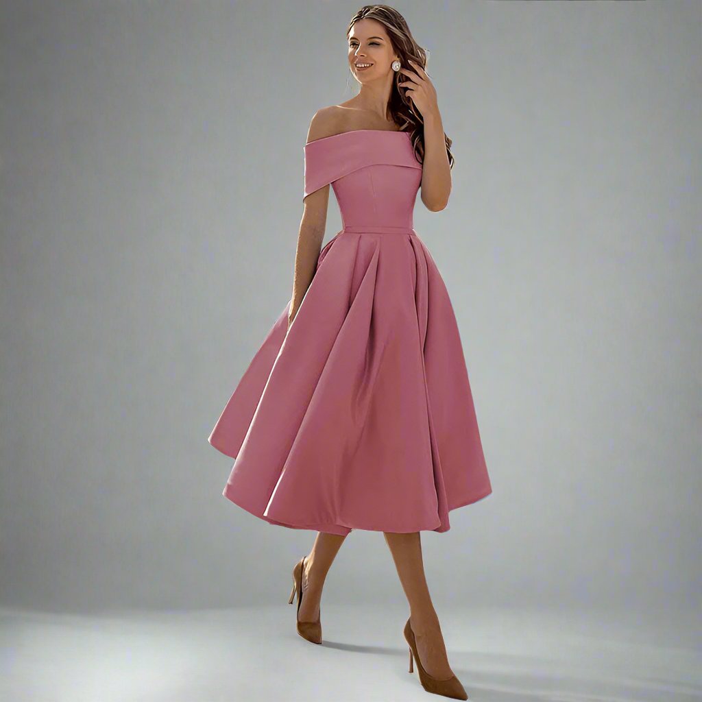 Elegantes trägerloses Satin-Partykleid für festliche Anlässe