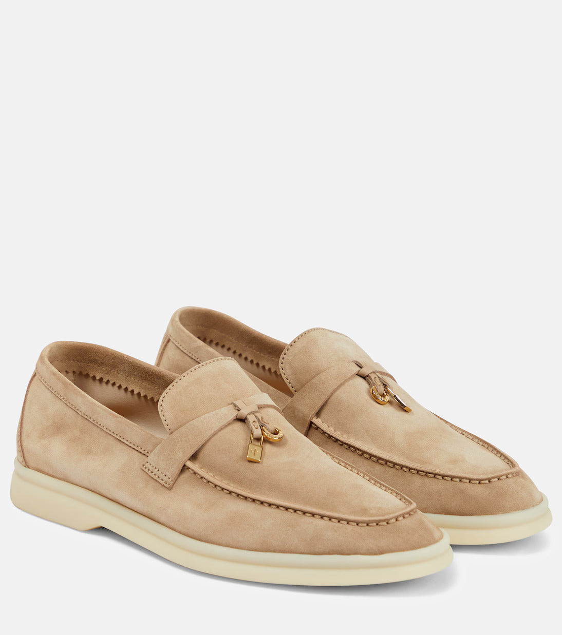 Schuhe für Frauen: Legere Slipper mit Komfort und Stil für jeden Tag