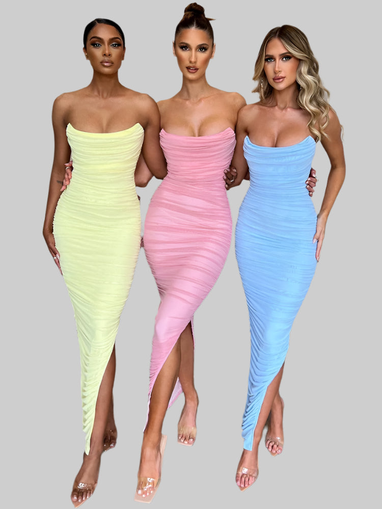 Kleider für Frauen – Elegantes schulterfreies Maxikleid in zarten Farben