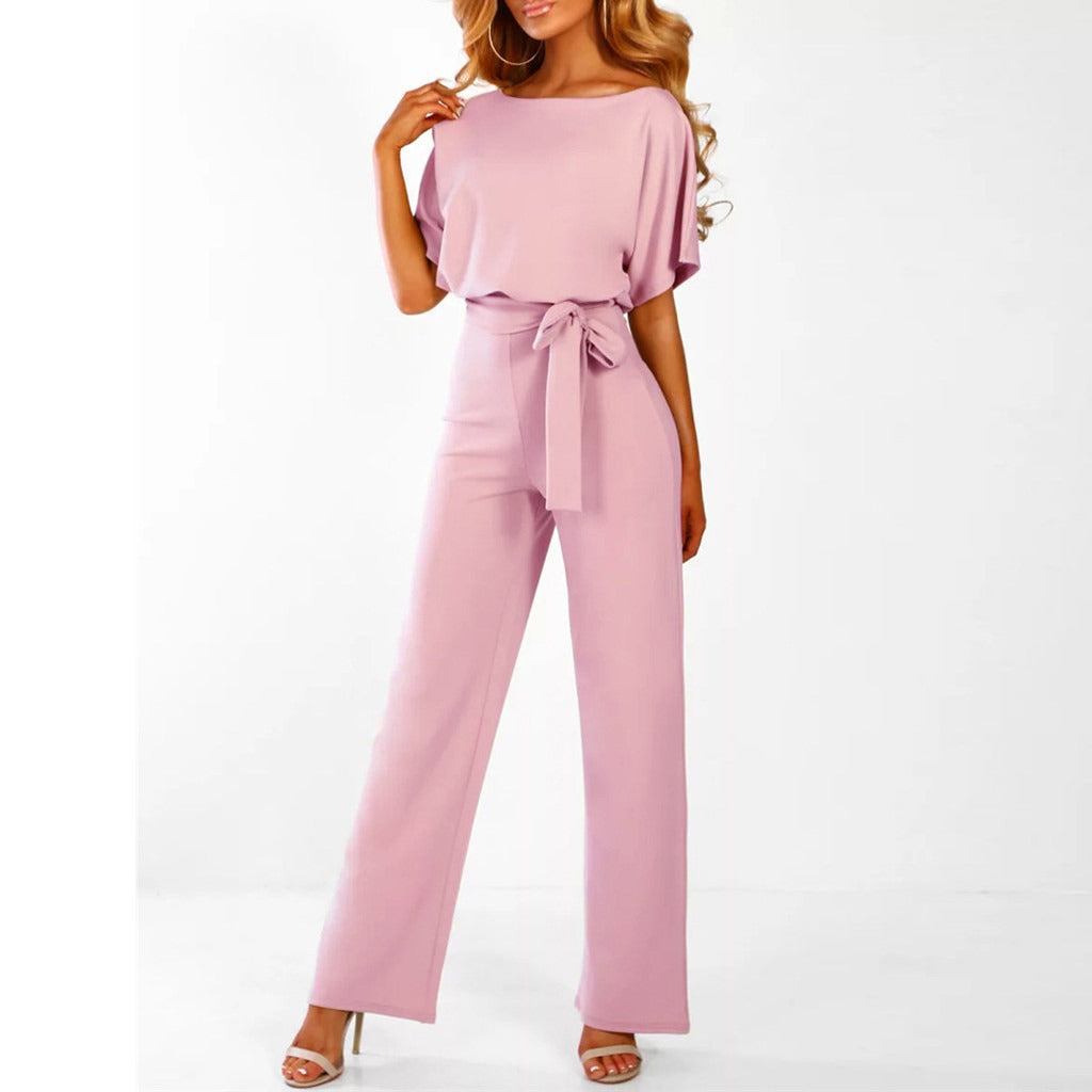 Jumpsuit mit kurzen Ärmeln und Gürtel für einen stilvollen Look