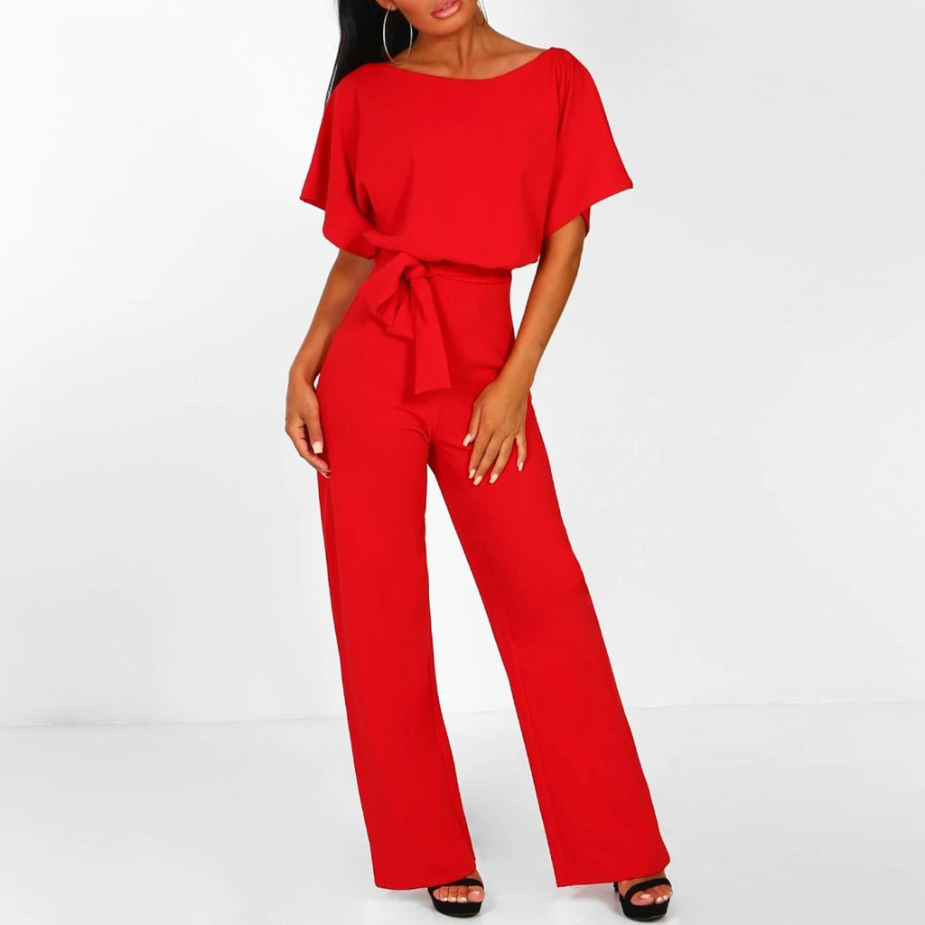 Jumpsuit mit kurzen Ärmeln und Gürtel für einen stilvollen Look
