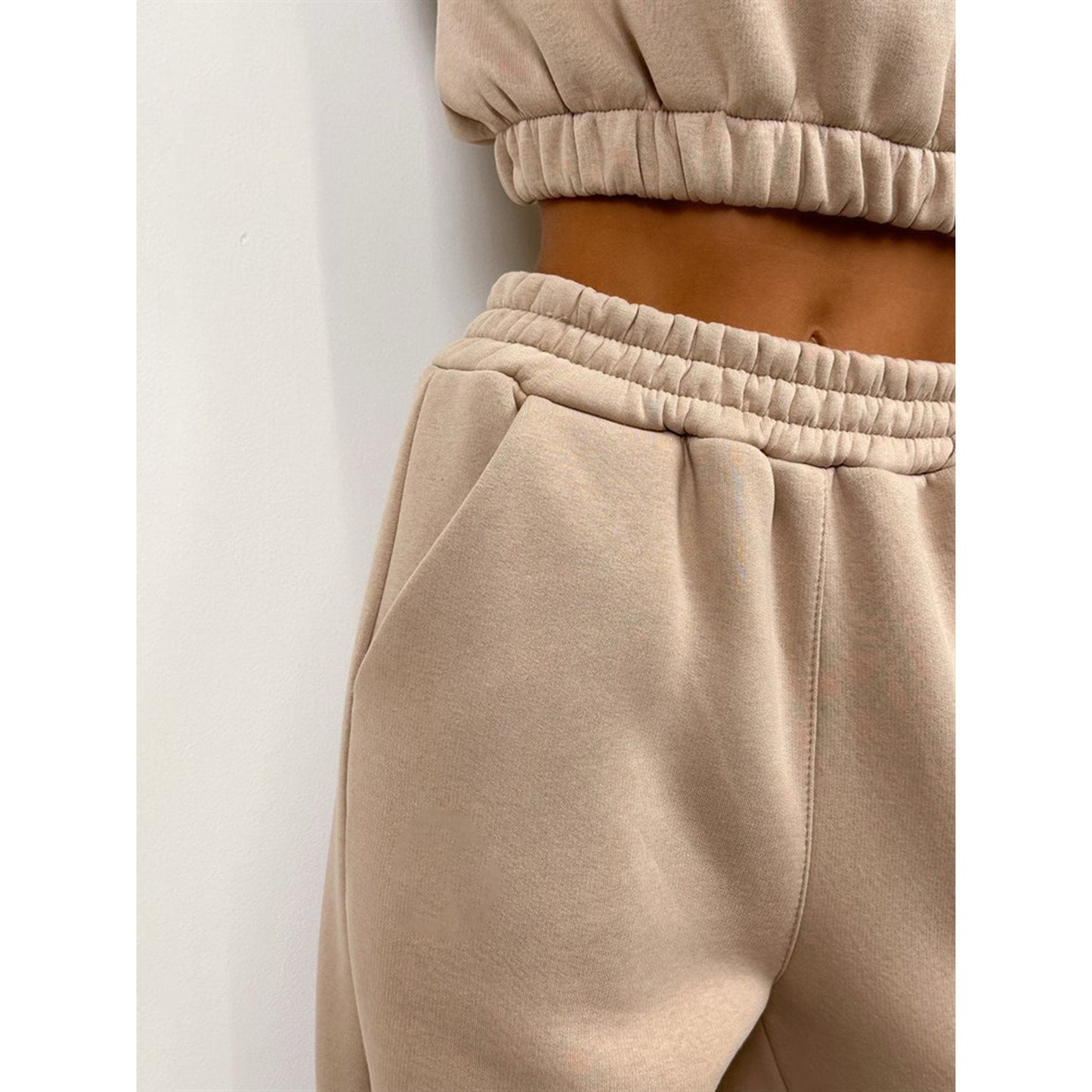 Sets aus zweifarbigem Hoodie und Jogginghose in Khaki mit Kapuze, Reißverschluss und Taschen für Damen