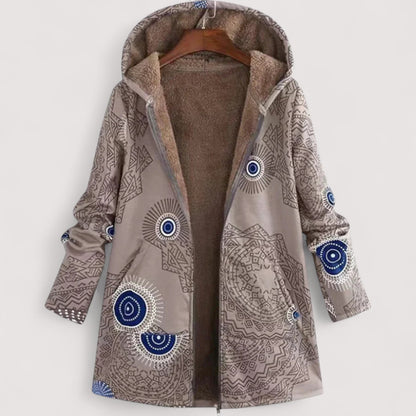 Vera | Christina - Kuschelige Kapuzenjacke