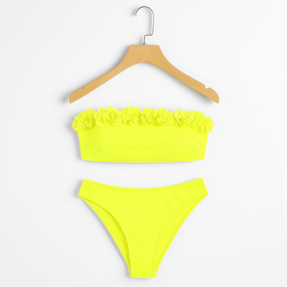 Bademode Bikini Damen mit Rüschen Bandeau Top und High Waist