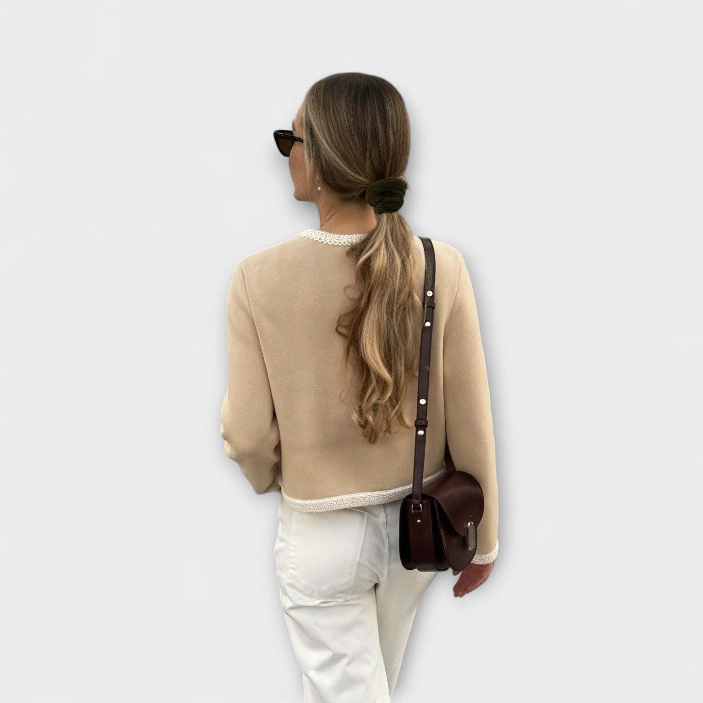 Vera | Sara - Klassische Strickjacke mit Ziertaschen