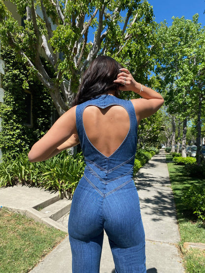 Jumpsuit aus hochwertigem Denim für moderne und stilvolle Frauen